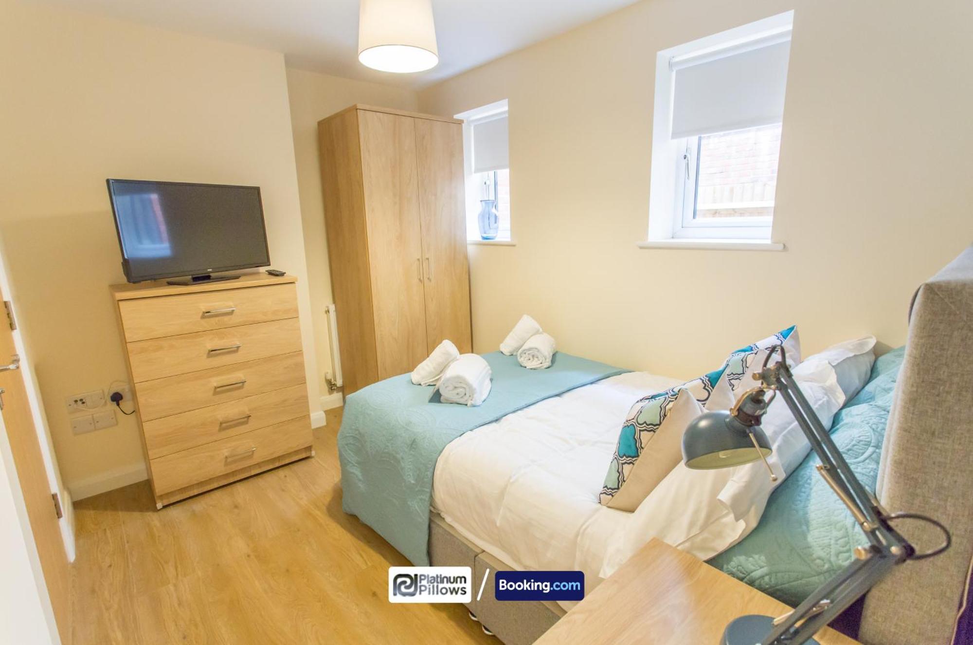 Modern Oxford 2 Bedroom Apartments, Near Headington Hospital, Families & Contractor Accommodation With Parking Exteriör bild