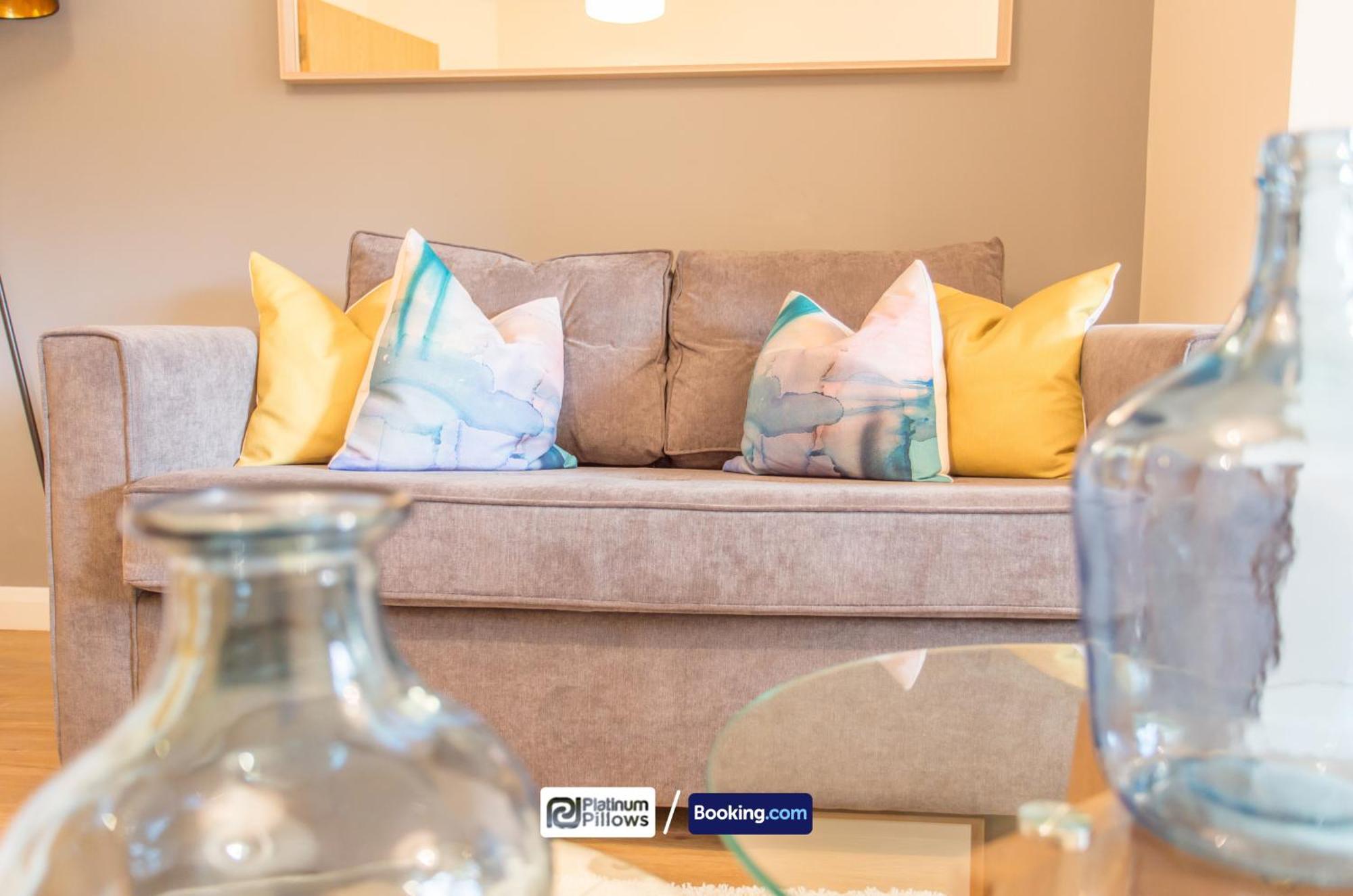 Modern Oxford 2 Bedroom Apartments, Near Headington Hospital, Families & Contractor Accommodation With Parking Exteriör bild