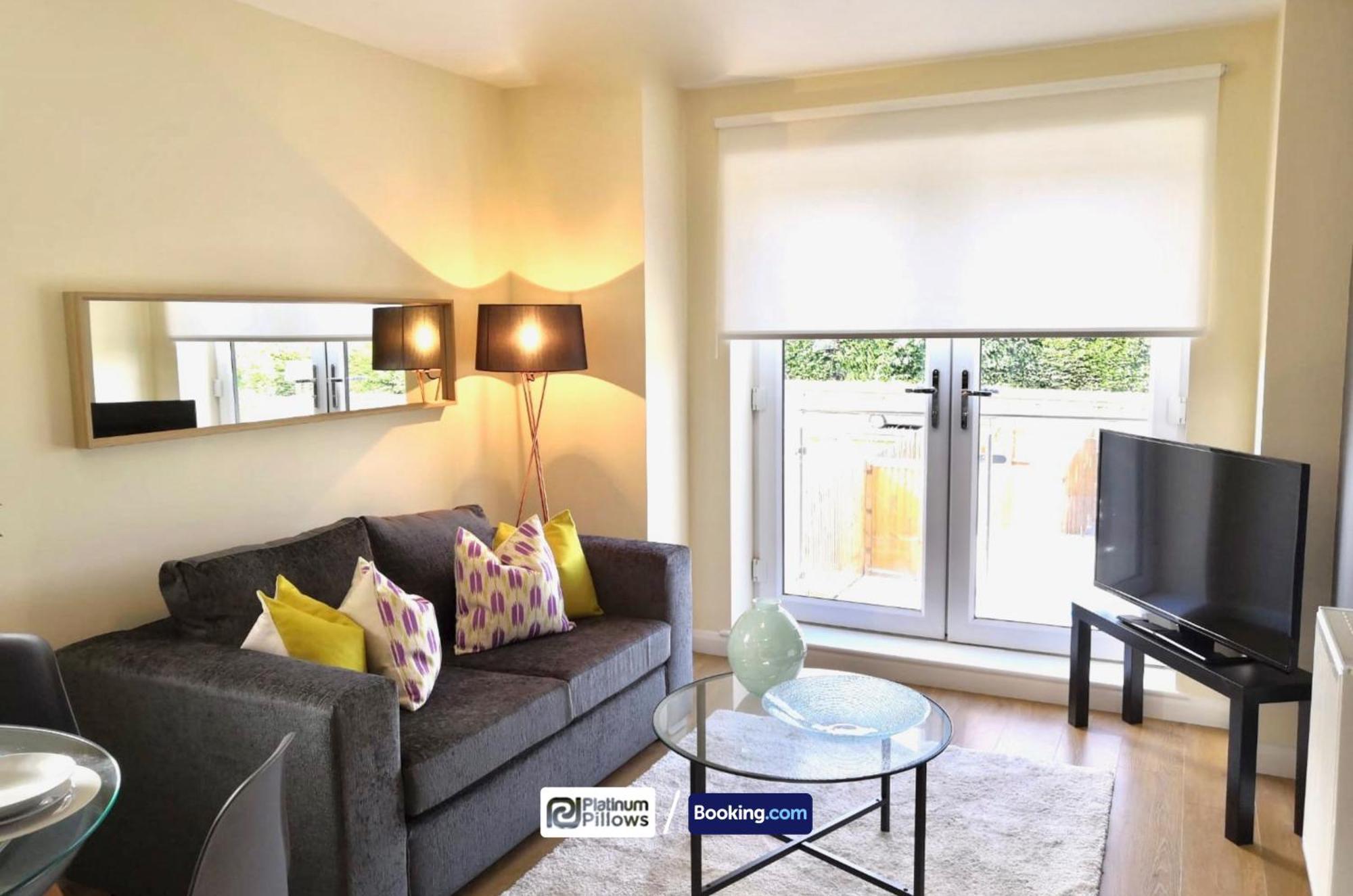 Modern Oxford 2 Bedroom Apartments, Near Headington Hospital, Families & Contractor Accommodation With Parking Exteriör bild